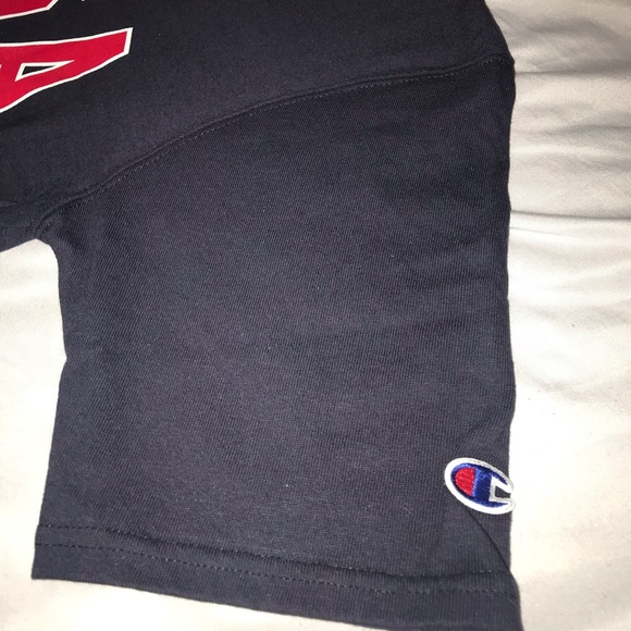 Champion Men’s Tee🆕 - Picture 2 of 5